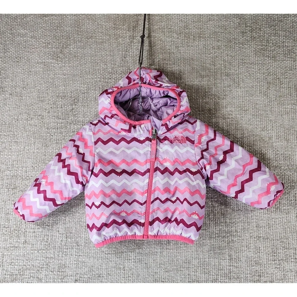 The North Face Reversible Hooded Puffer Jacket Infant 3-6mo Purple Zig-Zag Bears